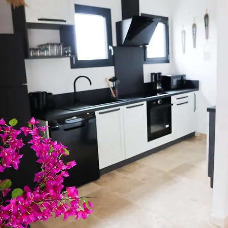 La Dolce Lägenhetshotell Ghisonaccia